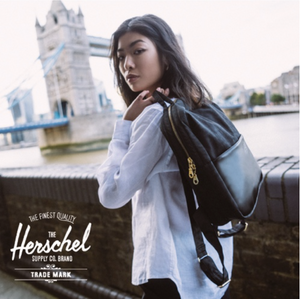 Herschel Premium Leather Mulher